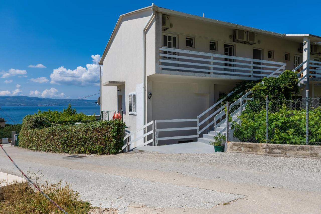 Apartments By The Sea Duce, Omis - 13694 エクステリア 写真